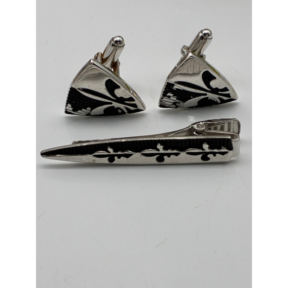 Anson Vintage Mens Silver Tone Fleur de Lis Cufflinks and Tie Clip Set Black